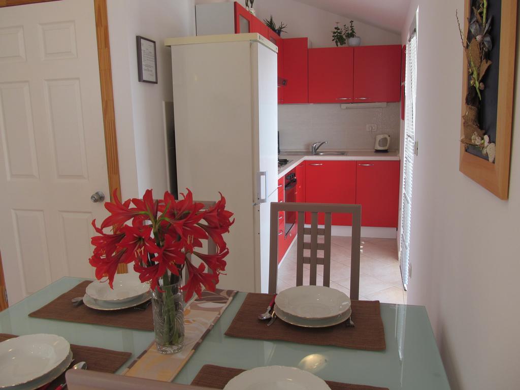 Apartment Danese Promajna Pokoj fotografie